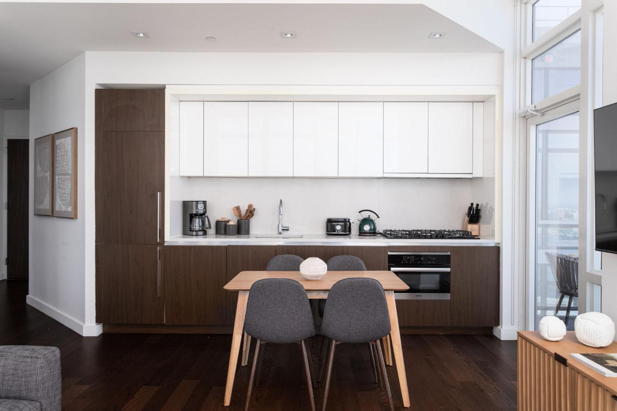 Pangsapuri Lux Views To The Hudson 2bd 2bath *